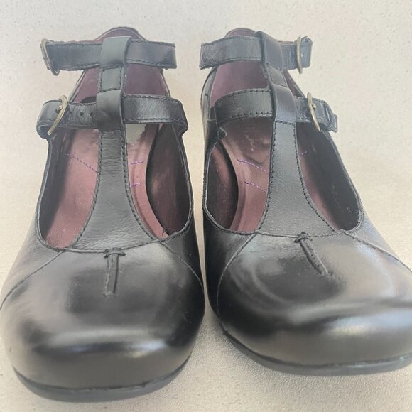 Elegant Black T-Strap Heels - Picture 7 of 12